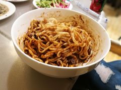 炸酱面-黑八私房老北京炸酱面