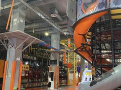 -嗨翻Hi-Fun竞技主题乐园·蹦床亲子生日轰趴(国光1937店)