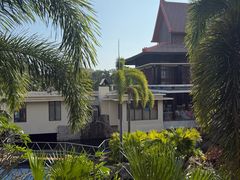 -三亚湾海居雅高铂尔曼度假酒店