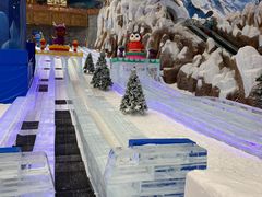 -长沙湘江冰雪世界