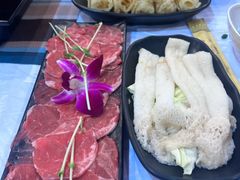 -鲜入围煮花胶鸡海鲜火锅