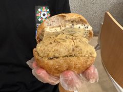 现打板栗泥咖啡黄油法国-PAOPAO Bakery&Café(港汇店)