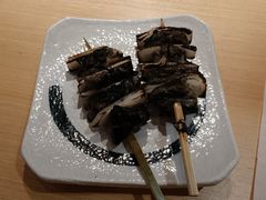 乌鸡京葱腿肉-乌君·酒场·炭火烧鸟(侨城坊店)