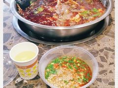 -肖肖酸萝卜鱼火锅(总店)