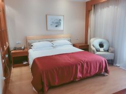 -杰爱月子护理中心