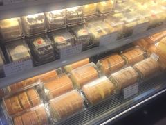 -红宝石·鲜奶小方·海派西点房(南丹店)