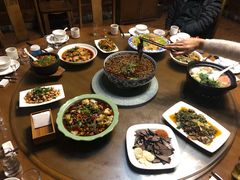 -庶民居中餐馆(花土店)