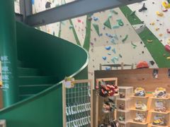 -绿壁虎攀岩基地(Tcar店)