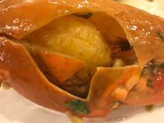 -J Daeng Seafood