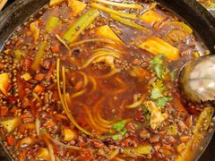 -鸿顺老铁锅美蛙鱼府(解放碑店)