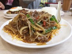 黑椒牛柳丝炒面（湿炒是炸面）-喜莲咖啡