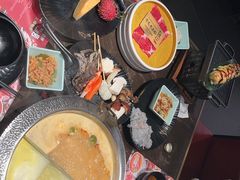 -一绪に和牛寿喜烧(罗湖益田假日店)