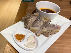 手抓羊肉半斤-贯贯吉·清真餐厅(浙江中路店)