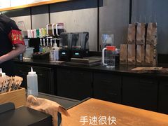 -星巴克(深圳北站B5检票口)