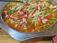 老街鲜锅兔-厨神老街兔·淳朴人家店(盐帮菜风味名店)
