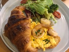 海鲜牛油炒蛋牛角-CHILLAX轻乐时(侨建·Hi City店)