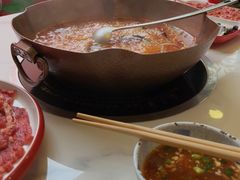 -毛辣果·贵州红酸汤牛肉火锅(西单店)