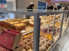 -好利来(上海长宁龙之梦店)
