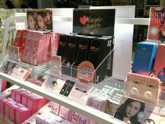 -4inlook美目美佳隐形眼镜店(恒隆广场店)