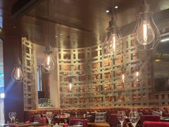 -恰餐厅及酒吧 CHAR Bar & Grill (北京丽都皇冠假日店)