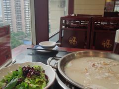 -老来福·非遗酸汤兔(凯旋路店)