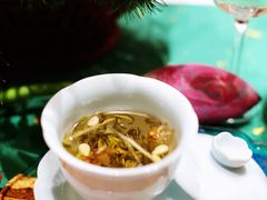 -荷风细雨·中国茶宴(世纪大道店)