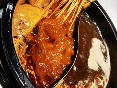 火锅串串鸳鸯锅底-逍遥烫特色串串(宽窄巷子店)