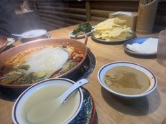 -洱火云南酸菜牛肉火锅(石景山当代商城店)