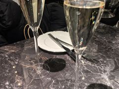 -LESCEDARS Brasserie Bistro香柏树