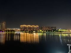 -翠山·映月湖景餐厅(映月湖公园店)