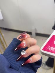 -瞧·享轻奢美甲美睫