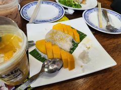 -Dang restaurant (patong phuket)