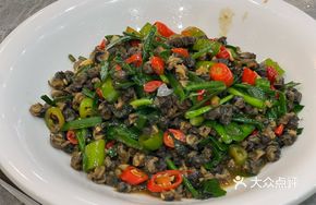 Spicy Stir-fried Snail Meat