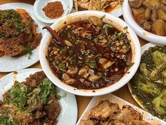 -朱大嘴肥肠血旺(福字街店)