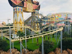 -七彩云南欢乐世界