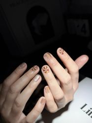 -Pink You美甲洗眉纹绣定制中心