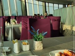 靠窗位-亚洲国际大酒店·云顶阁旋转自助餐厅