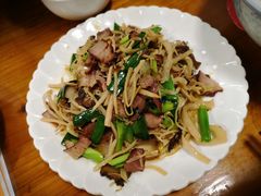笋干炒腊肉-仁和人家