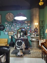 -小戈男士复古理发馆barber shop