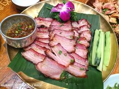 德宏芭蕉烤肉-老滇山寨•云南特色菜•地方菜•民族风情歌舞表演(经开区店)
