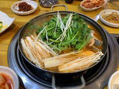 -故乡家韩国料理(丹东街店)