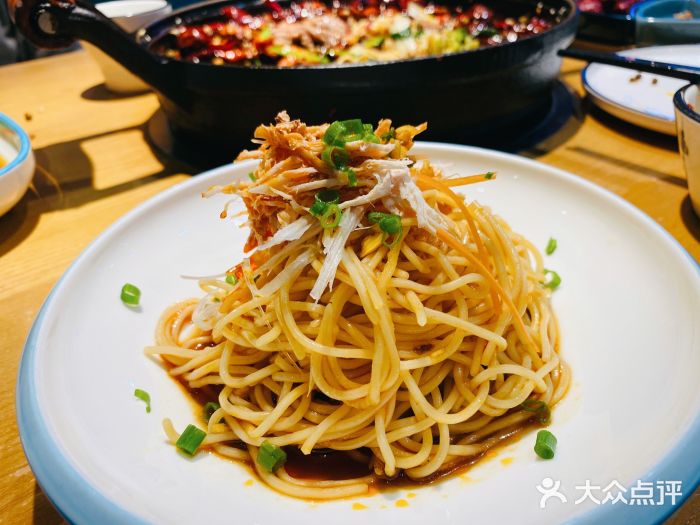 水煮道—麻辣水煮牛肉(立丰国际店)鸡丝凉面图片