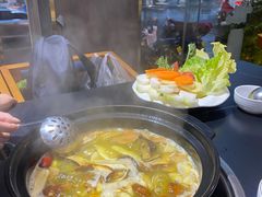-野菌皇海景野生菌火锅(滨海大道店)