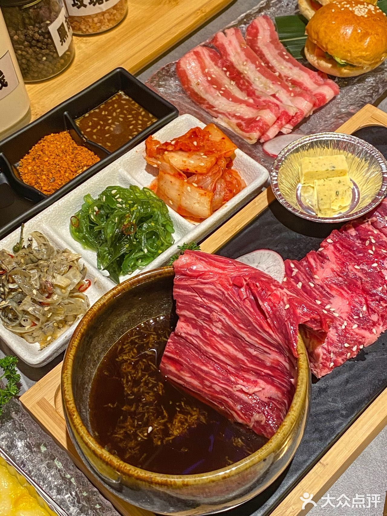 在重庆吃到满意的烤肉店‼️mini汉堡香晕了