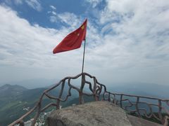 -罗田薄刀峰风景区