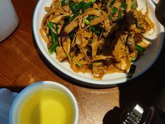 -唐师傅湘西名菜馆(武陵路店)