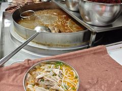 -老味道遵义虾子羊肉粉(兴关路店)