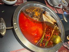 -廖掌柜·重庆鲜货火锅(上海首店)