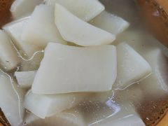-一品红烧鸭特色川菜(三岔湖店)