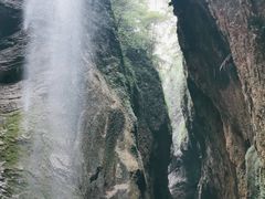 -龙水峡地缝景区